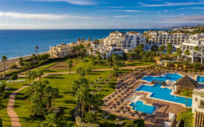 Гостиница Estepona Hotel & Spa Resort  Эстепона